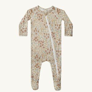 NWT - Quincy Mae ORGANIC Bamboo wildfloral zip pajama
